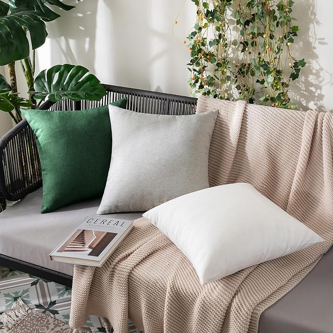 MIULEE Pack of 2 Decorative Outdoor Solid Waterproof Throw Pillow Covers Faux Linen Garden Farmhouse Cushion Cases for Patio Tent Balcony Couch Sofa 20x20 Inch Emerald Green