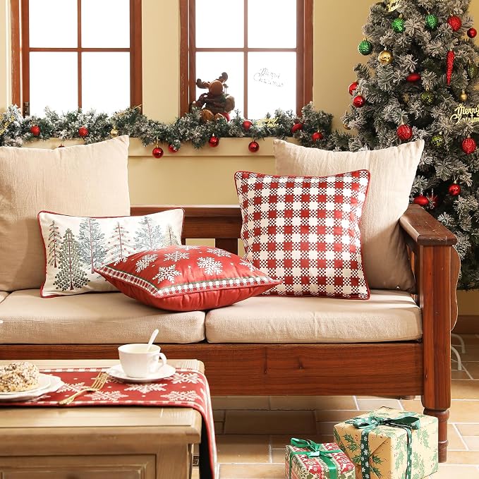ISAENNE French Chrismas Velvet Throw Pillow Cover,Set of 4-Carol ABCF | Vintage Elegant Pillow Cover,Concealed Zipper Design,Pinecones Pattern,Sofas,Bedroom,Living Room,Lounge Chairs