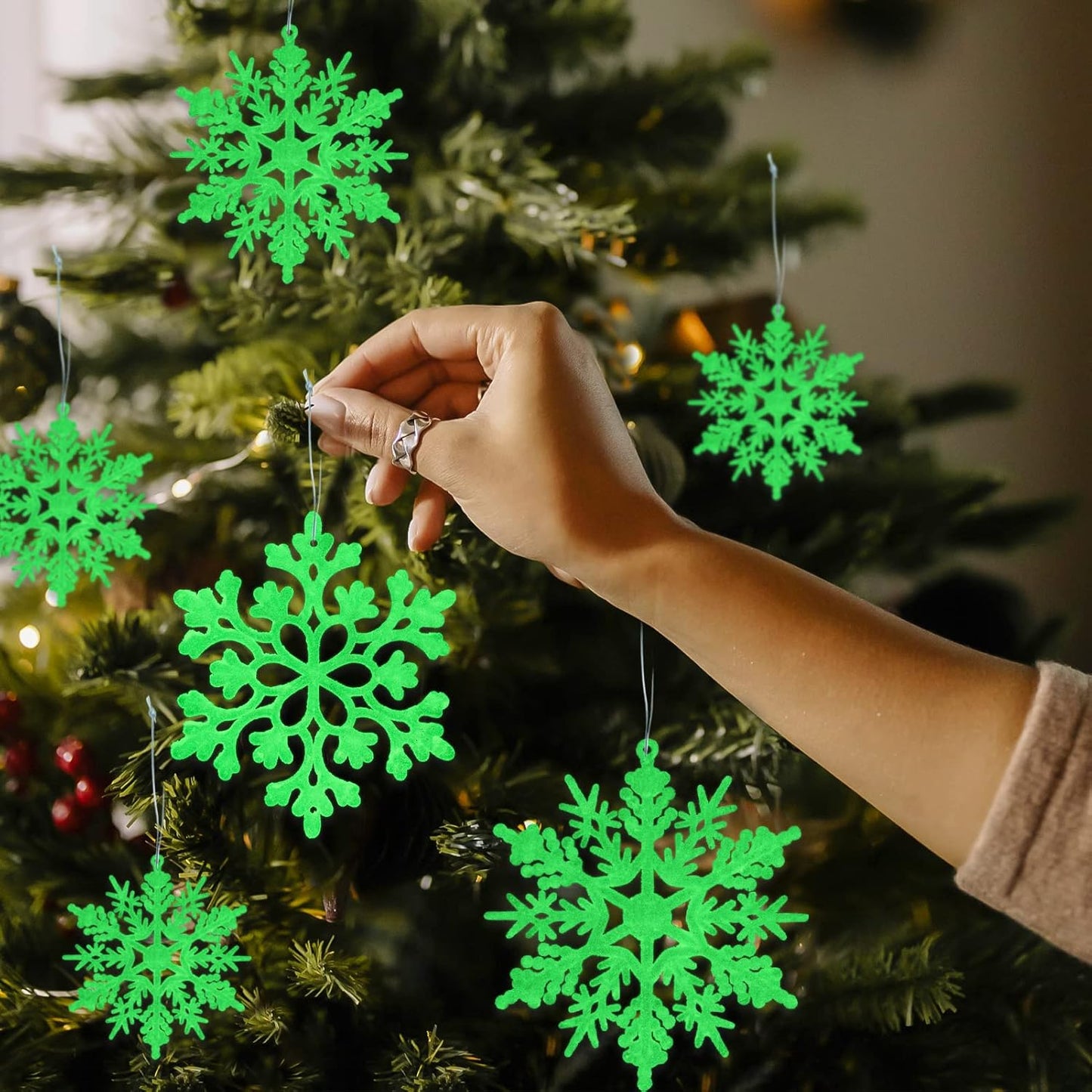Christmas Snowflake Ornament Glow in The Dark Decorations- 36Pcs Luminous Plastic Snowflake Ornaments for Christmas Tree Decorations Winter Wonderland Bedroom Home Frozen Party Supplies