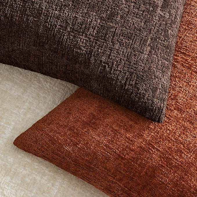 MIULEE Decorative Throw Pillow Covers 18x18 Pack of 2 Beaver Fur Couch Pillow Covers Soft Cozy Textured Chenille Pillowcases for Home Decor Sofa Living Room Cushion Bedroom