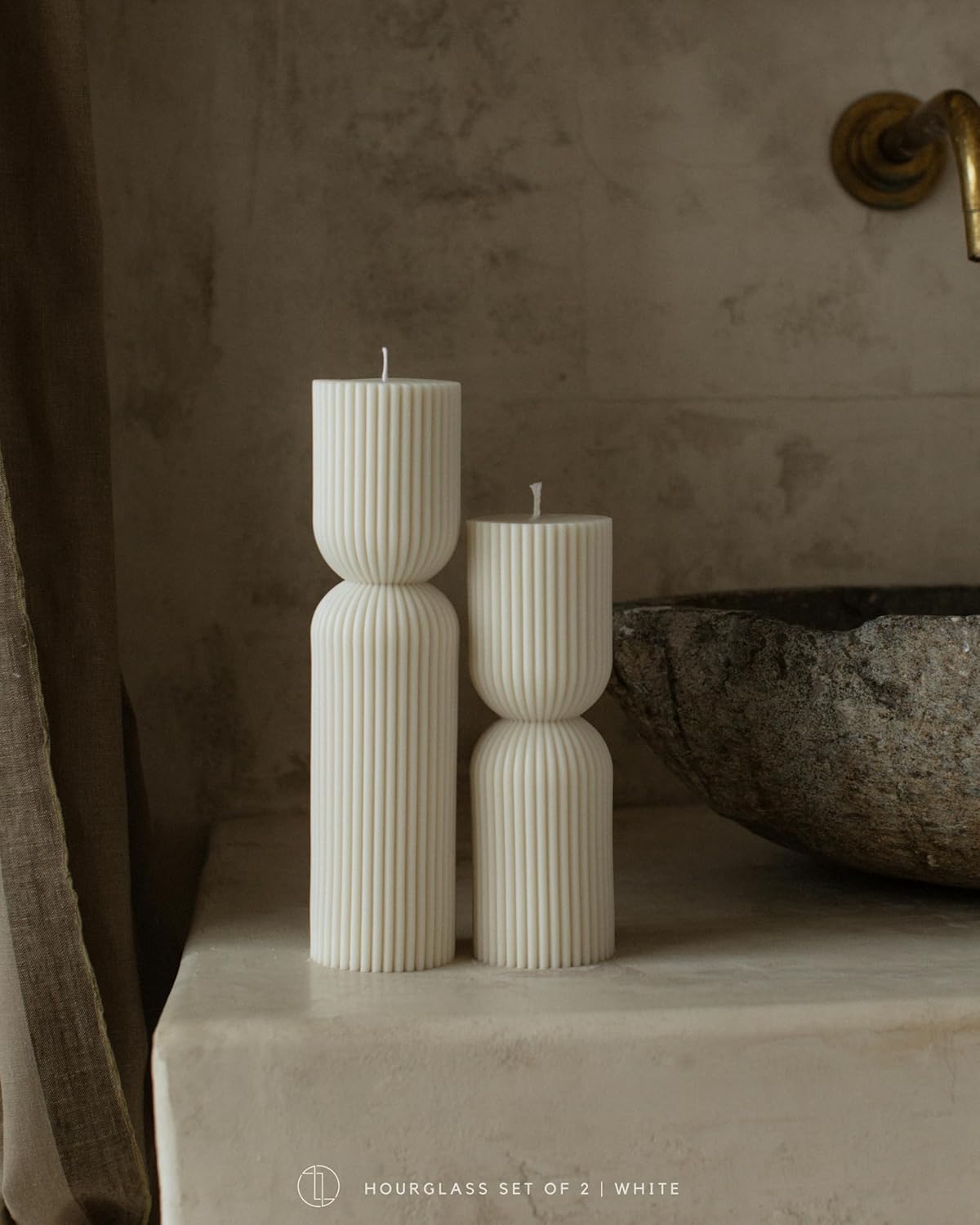 LAWA Hourglass Pillar Candle - Large Beautiful Handmade Pillar Scented Soy Wax Elegant Bubble Aesthetic Candle Housewarming Gift Home Room Shelf Decor Idea - White (Set of 2)