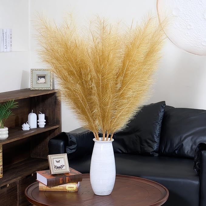 Premium Faux Gold Pampas Grass Decor – 43.3″ Tall & Fluffy, No Assembly One-Piece 18-Branch Stems, Luxury Silk-Feel Feather Flowers for Wedding Boho Home Decorations (Champagne Gold, 8 pcs / 110)
