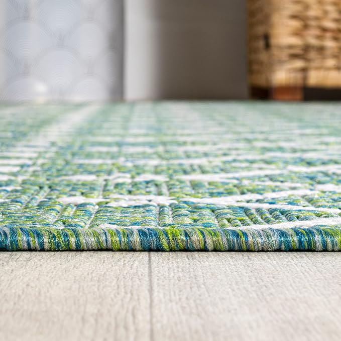 JONATHAN Y Moroccan Geometric Indoor Outdoor Area Rug 4X6 Green/Cream, Ourika Textured Weave for Backyard, Patio, Porch, Easy-Cleaning, High Traffic, Pet-Friendly, Non-Shedding (SMB108L-4)
