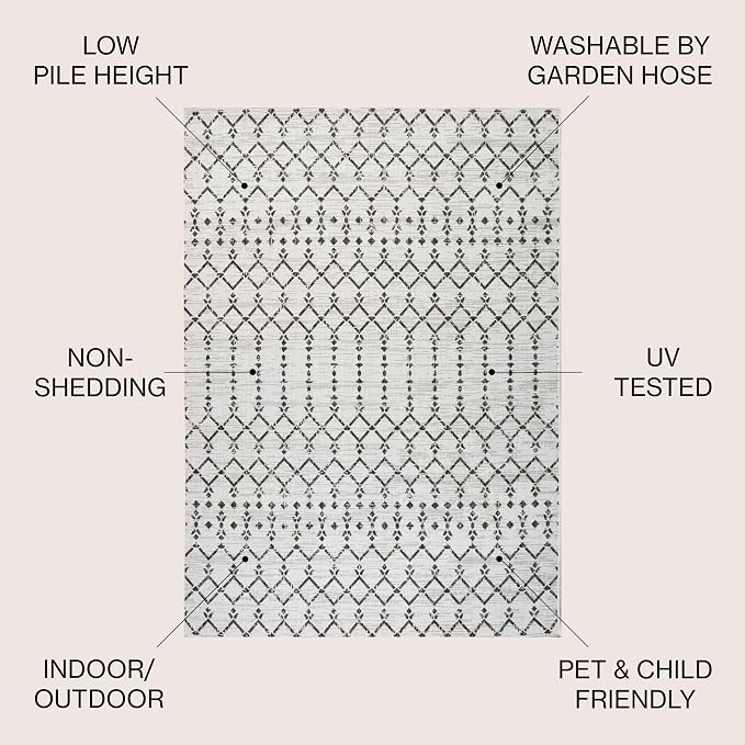 JONATHAN Y Moroccan Geometric Indoor Outdoor Area Rug 4X6 Cream/Black, Ourika Textured Weave for Backyard, Patio, Porch, Easy-Cleaning, High Traffic, Pet-Friendly, Non-Shedding (SMB108I-4)