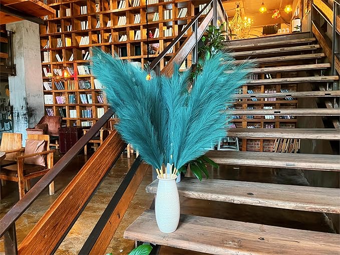 Premium Faux Dark Green Pampas Grass – 43.3" Tall Fluffy Decor, 8pcs 18-Branch One-Piece Stems No Assembly, Luxury Silk-Feel Feather Flowers for Boho Botanical Jungle Home Decor (Forest Green, 110cm)