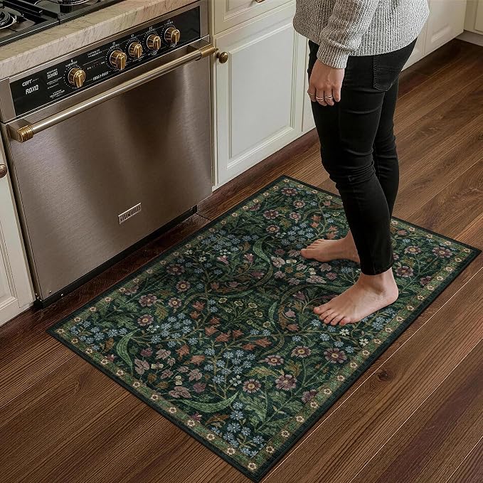 2x3 Washable Area Rug for Entryway Vintage Boho Floral Rug Non-Slip Low Pile Soft Faux Wool Small Carpet Kids and Pets Friendly for Bathroom Bedroom Kitchen Hallway Bedside Home Decor Rug Green