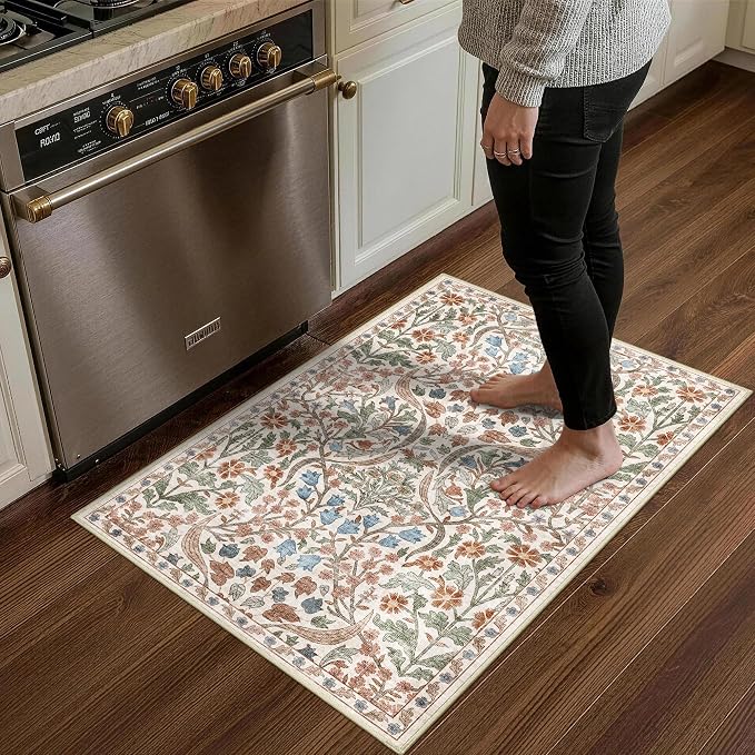2x3 Washable Area Rug for Entryway Vintage Boho Floral Rug Non-Slip Low Pile Soft Faux Wool Small Carpet Kids and Pets Friendly for Bathroom Bedroom Kitchen Hallway Bedside Home Decor Rug Beige