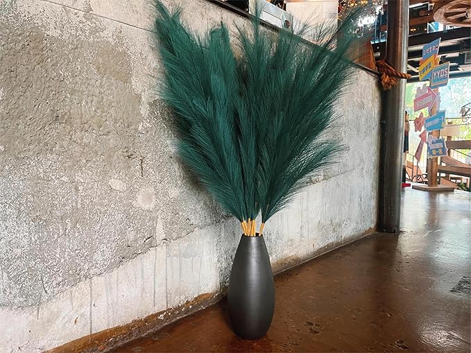 Premium Faux Dark Green Pampas Grass – 43.3" Tall Fluffy Decor, 8pcs 18-Branch One-Piece Stems No Assembly, Luxury Silk-Feel Feather Flowers for Boho Botanical Jungle Home Decor (Forest Green, 110cm)