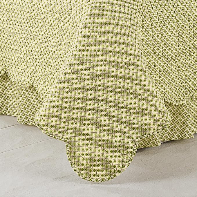 Waverly Emma’s Garden 4-Piece Quilt Set – King - Blossom Floral Print - 100% Cotton with Scalloped Edge & Striped Bed Skirt