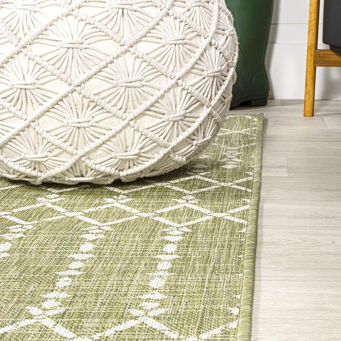 JONATHAN Y Moroccan Geometric Indoor Outdoor Area Rug 8X10 Light Green/Cream, Ourika Textured Weave for Backyard, Patio, Porch, Easy-Cleaning, High Traffic, Pet-Friendly, Non-Shedding (SMB108N-8)