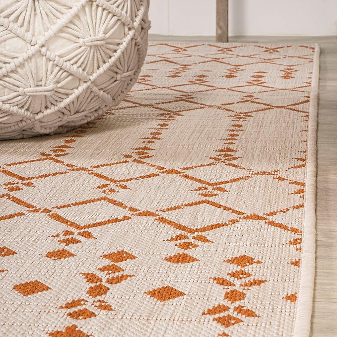JONATHAN Y Moroccan Geometric Indoor Outdoor Area Rug 4X6 Cream/Orange, Ourika Textured Weave for Backyard, Patio, Porch, Easy-Cleaning, High Traffic, Pet-Friendly, Non-Shedding (SMB108O-4)