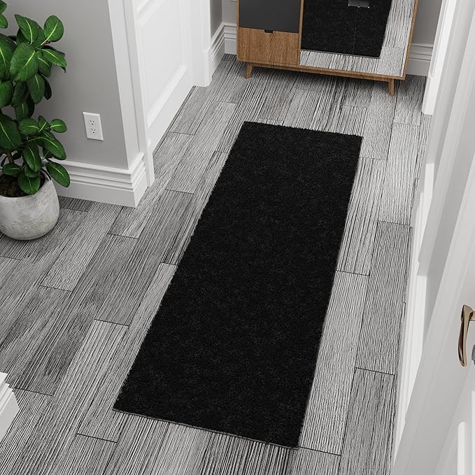 Ottomanson Bedroom Shag Runner Rug 3' x 6', Fluffy Bedside Runner with Non-Slip Rubber Backing, Soft Non-Shedding Accent Rug for Nursery, Dorm, Entryway, Black