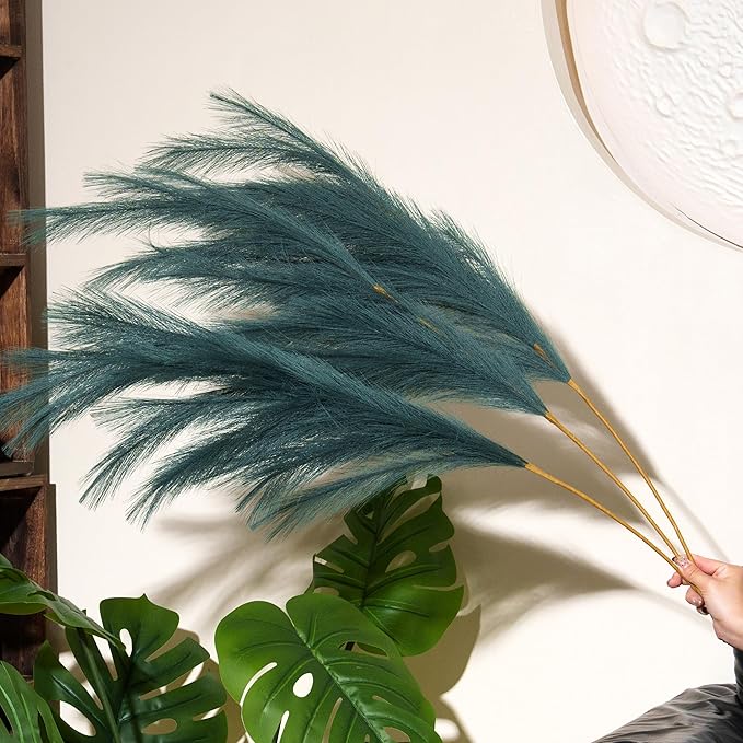 Premium Faux Dark Green Pampas Grass – 43.3" Tall Fluffy Decor, 8pcs 18-Branch One-Piece Stems No Assembly, Luxury Silk-Feel Feather Flowers for Boho Botanical Jungle Home Decor (Forest Green, 110cm)