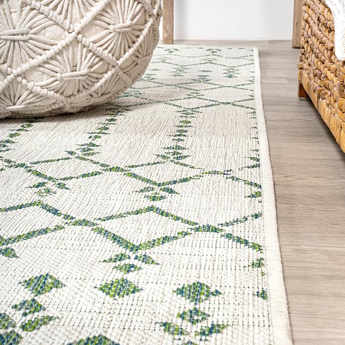 JONATHAN Y Moroccan Geometric Indoor Outdoor Area Rug 3X5 Green/Ivory, Ourika Textured Weave for Backyard, Patio, Porch, Easy-Cleaning, High Traffic, Pet-Friendly, Non-Shedding (SMB108R-3)