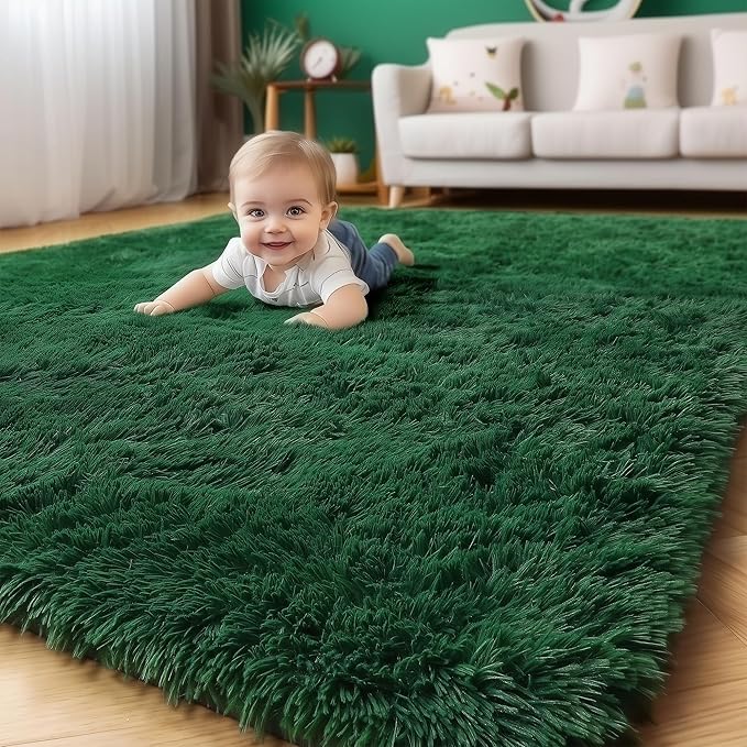 Amdrebio Dark Green Area Rugs for Bedroom Aesthetic, Fluffy Rug for Living Room, Soft Bedside Rugs 4x6 for Kids Room, Teen, Women, Shaggy Throw Carpet for Dorm Classroom Office Nursery, Emerald Green