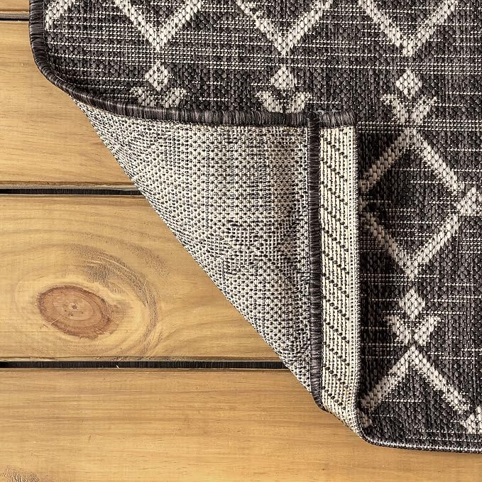 JONATHAN Y Moroccan Geometric Indoor Outdoor Square Area Rug 8X8 Black/Gray, Ourika Textured Weave for Backyard, Patio, Porch, Easy-Cleaning, High Traffic, Pet-Friendly, Non-Shedding (SMB108F-8SQ)