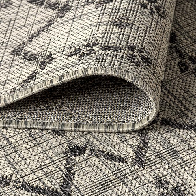 JONATHAN Y Moroccan Geometric Indoor Outdoor Runner Rug 2X8 Light Gray/Black, Ourika Textured Weave for Backyard, Patio, Porch, Easy-Cleaning, High Traffic Pet-Friendly, Non-Shedding SMB108E-28