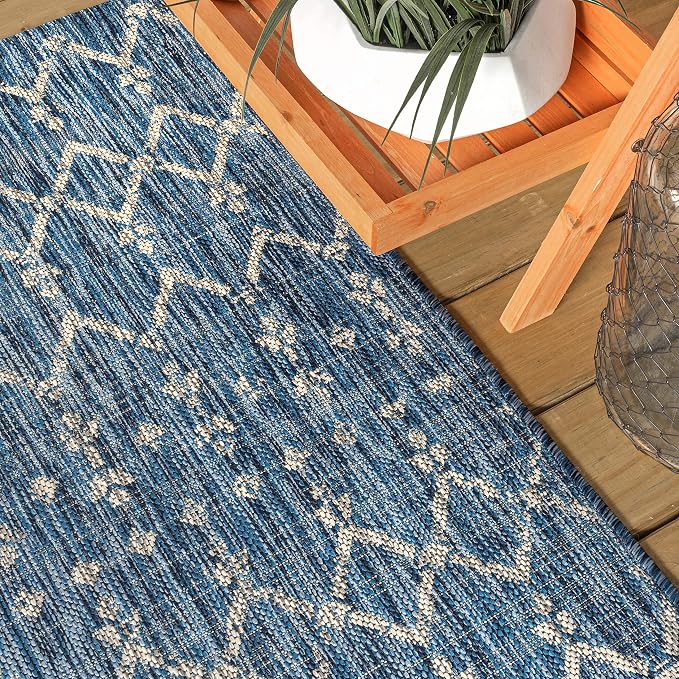 JONATHAN Y Moroccan Geometric Indoor Outdoor Area Rug 6X9 Navy/Light Gray, Ourika Textured Weave for Backyard, Patio, Porch, Easy-Cleaning, High Traffic, Pet-Friendly, Non-Shedding (SMB108B-6)