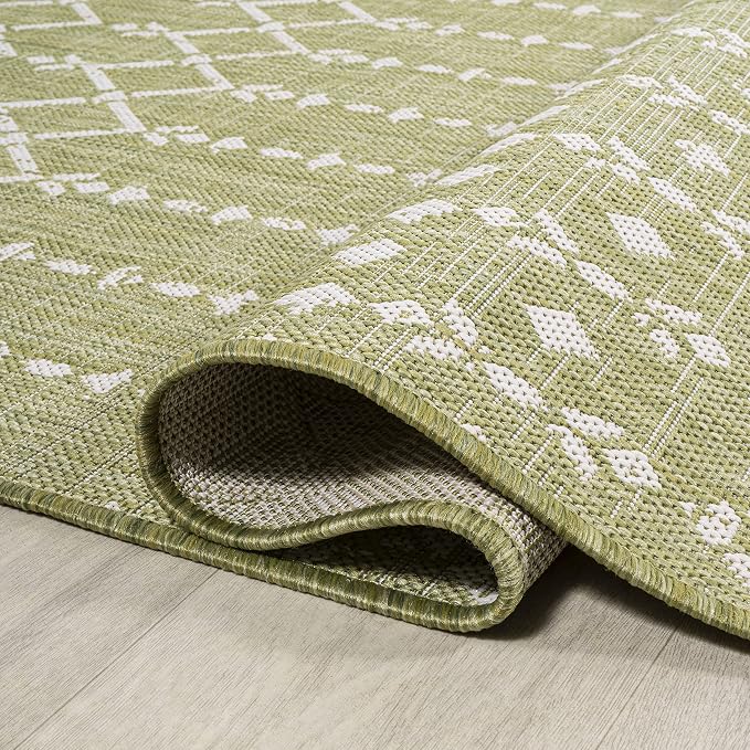 JONATHAN Y Moroccan Geometric Indoor Outdoor Round Area Rug 5 Ft Light Green/Cream, Ourika Textured Weave for Backyard, Patio, Porch, Easy-Cleaning, Pet-Friendly, Non-Shedding (SMB108N-5R)