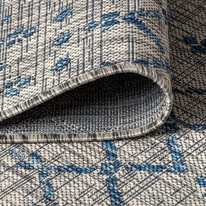 JONATHAN Y Moroccan Geometric Indoor Outdoor Runner Rug 2X14 Light Gray/Navy, Ourika Textured Weave for Backyard, Patio, Porch, Easy-Cleaning, High Traffic, Pet-Friendly, Non-Shedding (SMB108A-214)