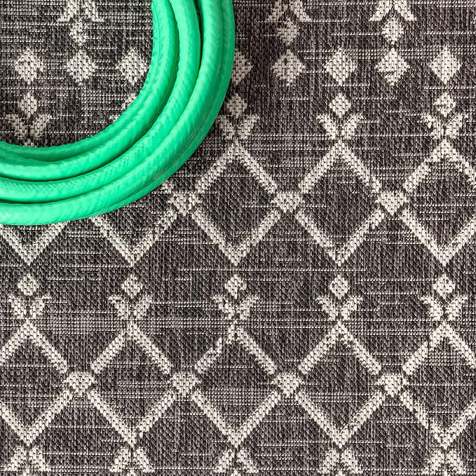 JONATHAN Y Moroccan Geometric Indoor Outdoor Runner Rug 2X8 Black/Gray, Ourika Textured Weave for Backyard, Patio, Porch, Easy-Cleaning, High Traffic, Pet-Friendly, Non-Shedding (SMB108F-28)