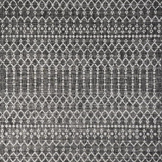 JONATHAN Y Moroccan Geometric Indoor Outdoor Square Area Rug 8X8 Black/Gray, Ourika Textured Weave for Backyard, Patio, Porch, Easy-Cleaning, High Traffic, Pet-Friendly, Non-Shedding (SMB108F-8SQ)