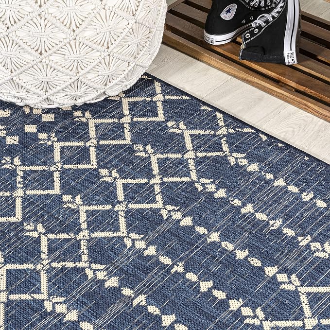 JONATHAN Y Moroccan Geometric Indoor Outdoor Round Area Rug 3 Ft Navy/Beige, Ourika Textured Weave for Backyard, Patio, Porch, Easy-Cleaning, High Traffic, Pet-Friendly, Non-Shedding (SMB108K-3R)